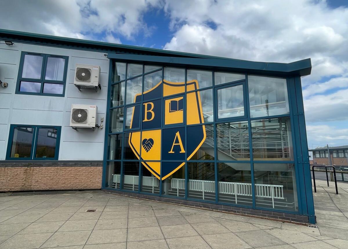 Netflix Adolesence External Graphics